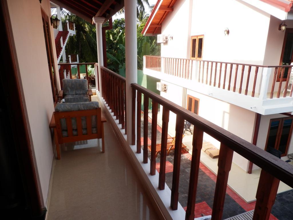 Ronny Cottage Negombo Room photo