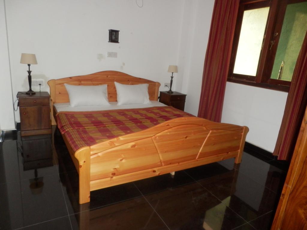 Ronny Cottage Negombo Room photo